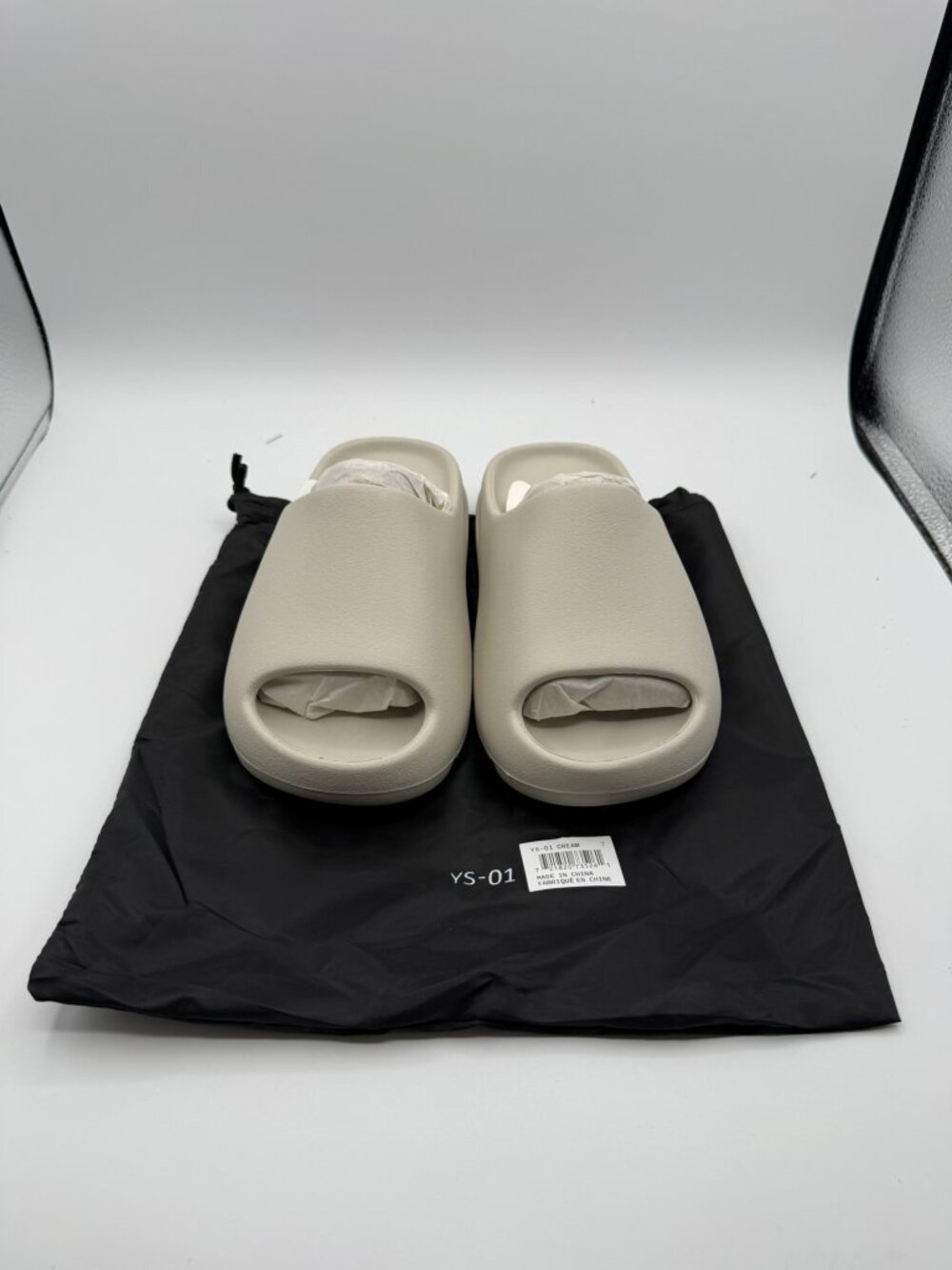 Yeezy Slides Cream YS-01 Men’s Size 7